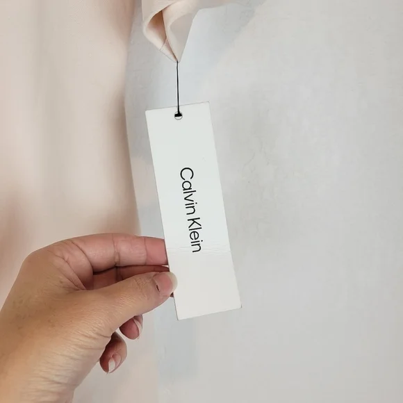 NWT Calvin Klein Short Sleeve Side Tuck Sheath Dress in Blossom Size 10 - Picture 9 of 10